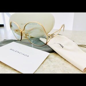 Balenciaga Gold sunglasses ( Made in Italy)  🇮🇹